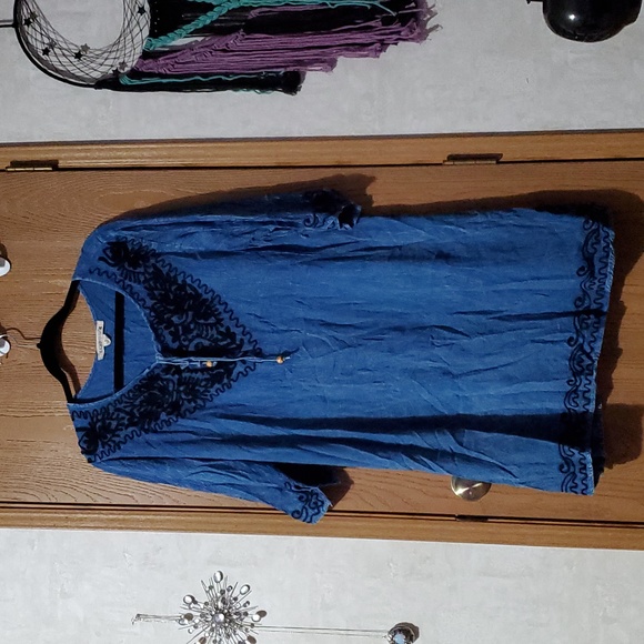 Beach By Exist Dresses & Skirts - Gorgeous lightweight dress or swimsuit cover up